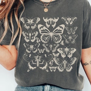 Vintage Butterfly Comfort Colors® Shirt Monarch Butterfly Shirt Moth Shirt Cottagecore T-shirt Aesthetic Tshirt Boho Butterfly Tee Shirt