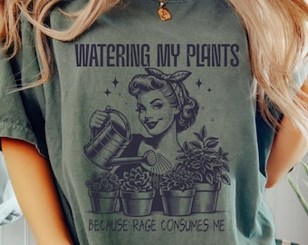Vintage Gardening Shirt Retro Plant Lover Shirt Comfort Colors® Plant Lady T-Shirt Funny Gardening Shirt Plant Mom Shirt Gift for Gardener