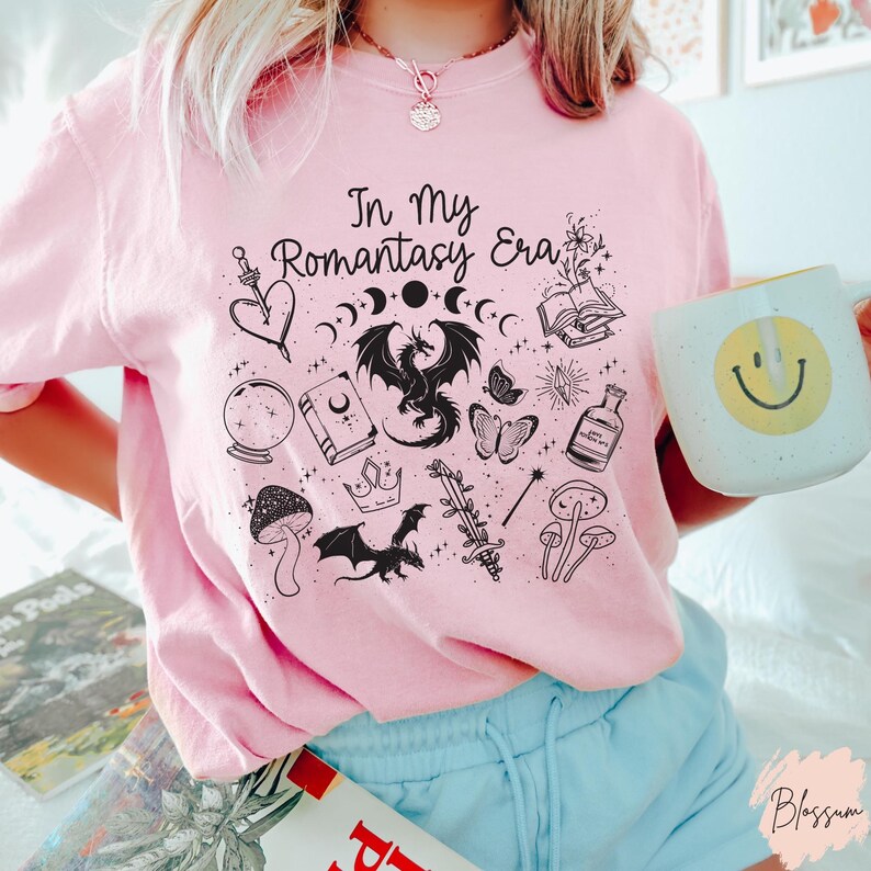 Romantasy Shirt Comfort Colors® Romantasy Reader Merch Book Lover Club Romantasy Era Tee Bookish Gift Fantasy Romance Book shirt Dark Romance