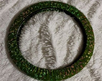 Last One! * Fully Lined All-Weather Steering Wheel Cover *  Lovely  Batik Chain Embroidery Sage Green Fabric Variegated Thread Embroidery