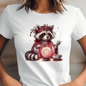 Chemise de diseuse de bonne aventure raton laveur - t-shirt gypsycore mystique, t-shirt psychique esthétique sorcière, panda poubelle animal des bois, cadeau bohème pour les médiums