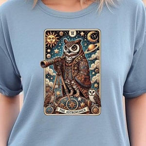 T-shirt de carte de tarot hibou de l'astronome - t-shirt astrologie, astronomie, oiseau céleste | Cadeau d'art astronome, zodiaque, horoscope, diseuse de bonne aventure