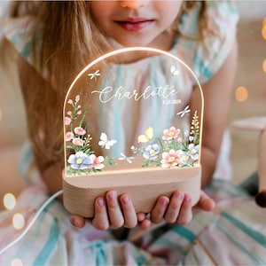 Custom Night Light for Baby Girl, Toddler Bedside Night Light, Custom Name Lamp, Floral Night Light for Nursery Decor, New Baby Gift Option 3