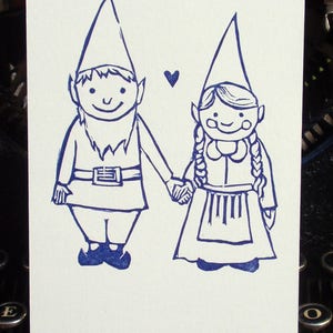 Cartão Postal Plain Gnome Sweethearts Tipografia