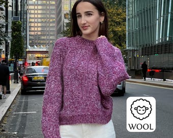 Lila Strickpullover aus Wollmischung – Eleganter Pullover mit Rundhalsausschnitt