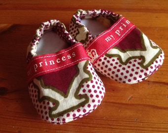 Baby crib shoes booties in African Ankara print with My Princess ribbon Size Newborn to 12 months