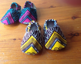 Baby crib soft shoes booties in African wax Ankara print