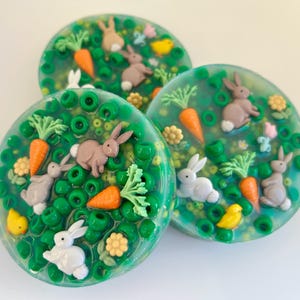 SPRING BUNNIES Easter Silicone Picky Pad - Stress and Anxiety Relief - Fidget Pick Toy - Skin Picking, Dermatillomania, ADHD