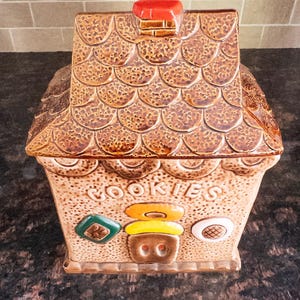 Vintage Japanese Cottage Cookie Jar