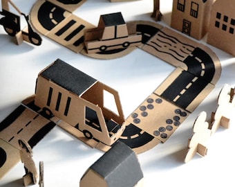 BLOC CITY. Cardboard City