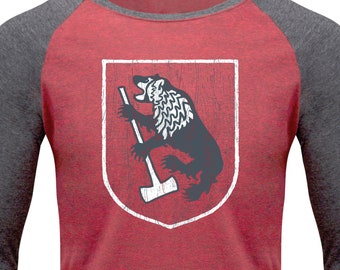 House Scansin, Badger, Coat of Arms, Axe, Wisconsin, Unisex, Baseball T-shirt