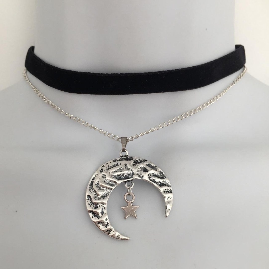 Hammered Crescent Moon & Star on Black Velvet Choker Necklace - Etsy