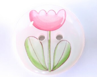 Handmade Buttons. Set of 6 Handmade Pink Flower or Tulip Sewing Buttons.  3/4"  (20mm) or 5/8" (16mm ) Round.