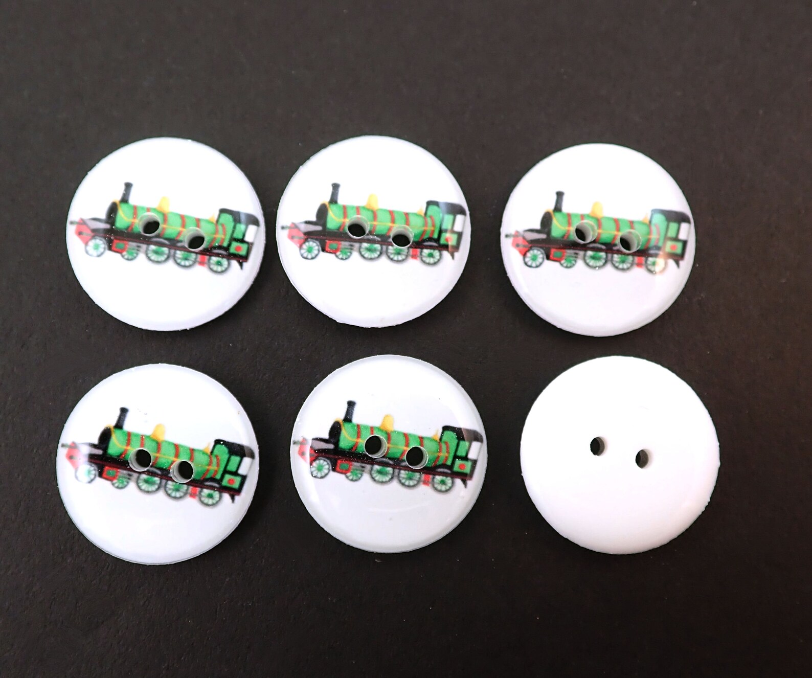 6 Green Train Buttons. Sewing Buttons Handmade by Me. Etsy Canada