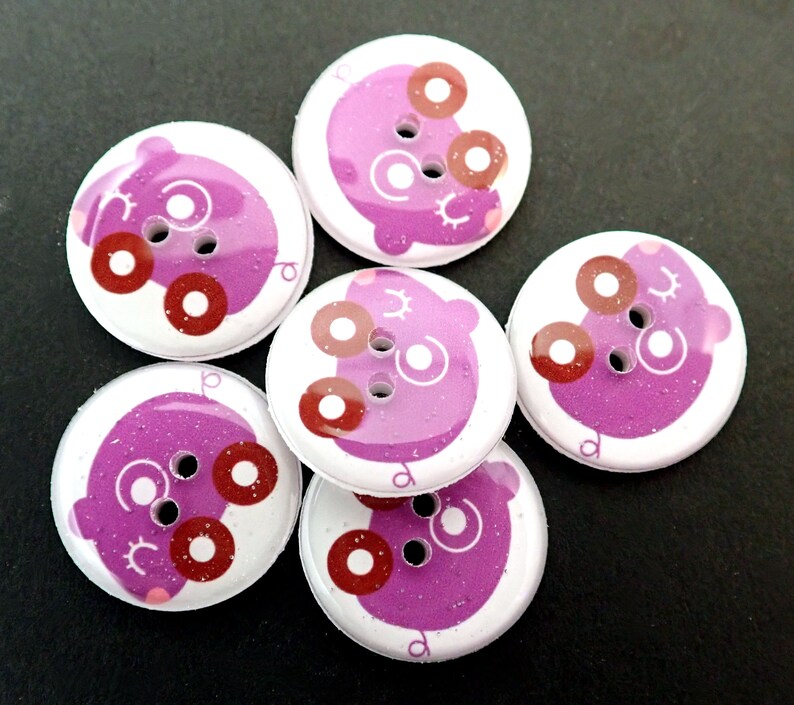 Handmade Decorative Novelty Buttons 6 Purple Mouse Toy or Animal Car Buttons sewing or crafting buttons. Knitting