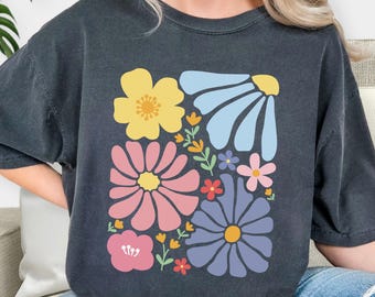 Boho Daisy Flower T-shirt: Comfort Colors Retro Floral Tee