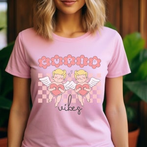 Cupid Vibes Valentines Short Sleeve Tee, Retro Valentine&#39;s Day Tshirt for Women