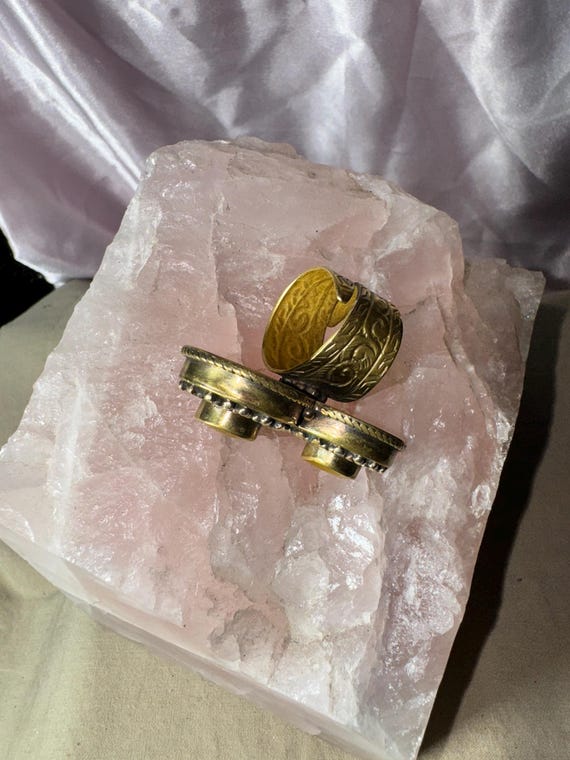 CARVED BRASS STATEMENT ring bold adjustable ring … - image 9