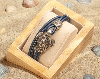 Ocean Leather Bracelet with Sea Turtle - Bangle Maori Style Gift for Men Women - Armband Polynesian Tribal Nautical Hawaiian Beach Jewelry
