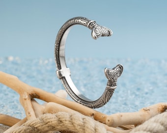 Whale Tail 925 Silver Bracelet – Unisex Maori Bangle – Ocean Travel Protection Symbol – Adjustable Arm Cuff for Surfers & Sea Lovers Gift