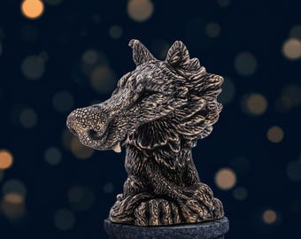 Bronze Wolf Figurine – Miniature Wildlife Sculpture, Symbol of Strength & Freedom, Rustic Home Decor Gift for Men Women Hunters