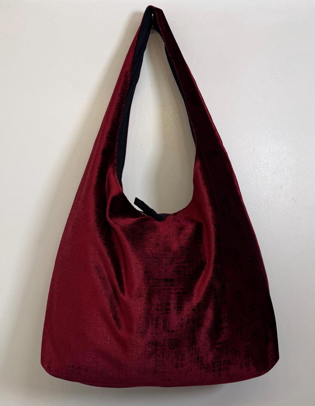 Velvet Knotted Handbag- Red main image 1
