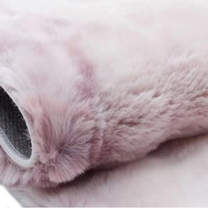 Lilac Faux Rabbit Fur Rug: Soft Plush Carpet