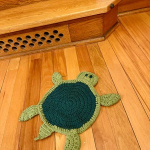 Crocheted Turtle Floor Mop | 100% Cotton Absorbent Kitchen Spill Catcher
