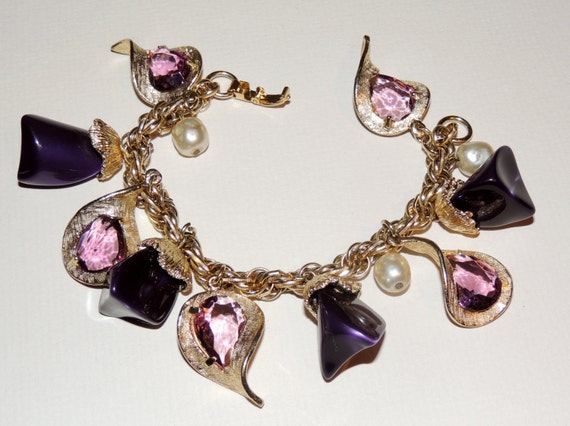 1950s Purple Stone Charm Bracelet Costume Jewelry - image 1