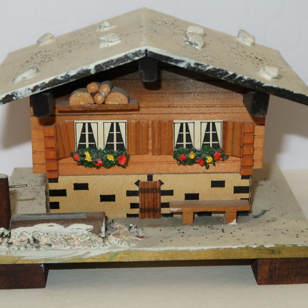 Vtg Wood Swiss Chalet Music Box, plays "BLUE DANUBE" by Lador