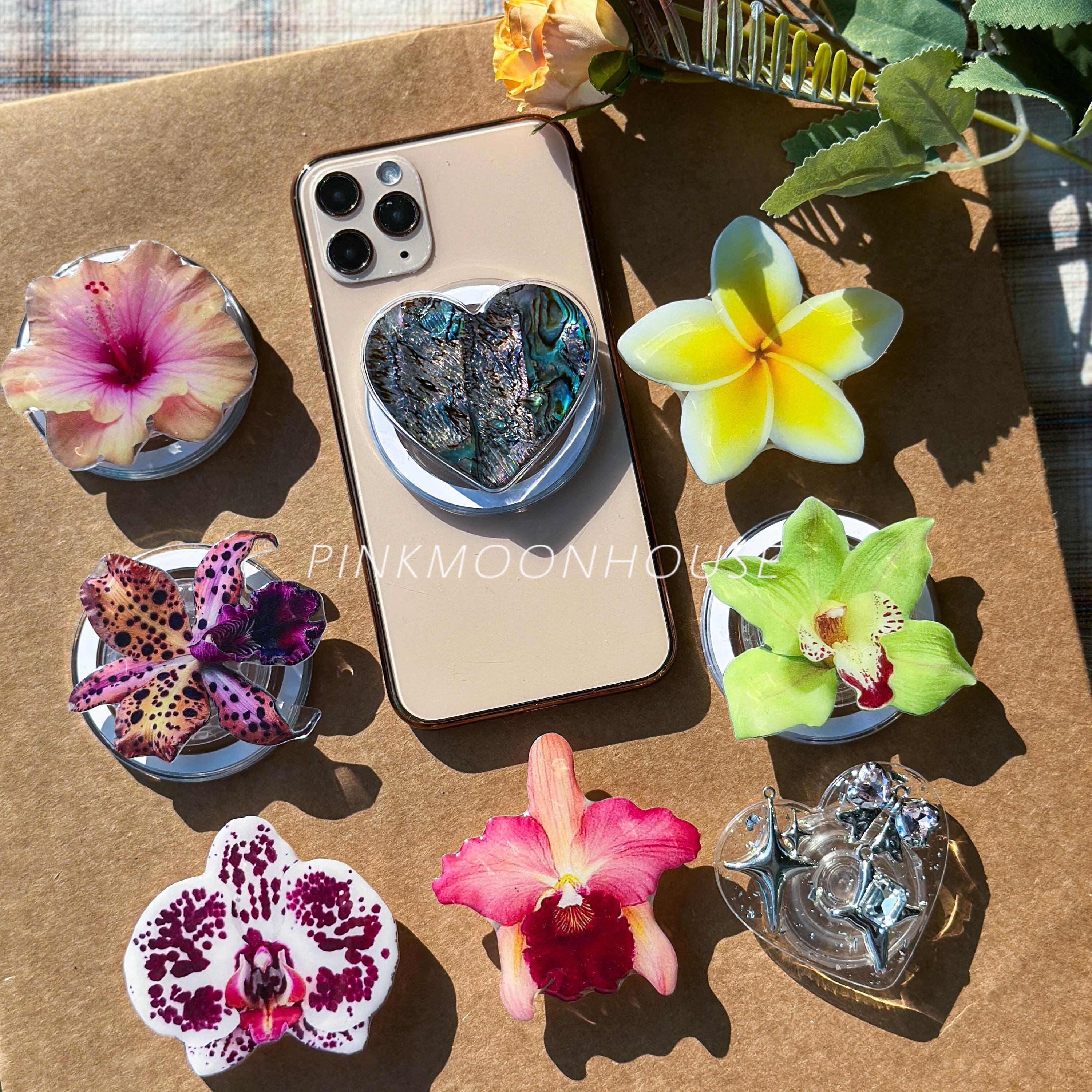 Lily Pop Socket - Etsy