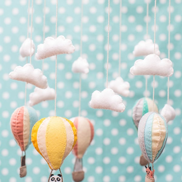 Globo de aire caliente móvil, KIT de bricolaje, decoración infantil, Kit, Lia Griffith, regalos de bebé, costura, patrones costura, nociones, relleno de fieltro de lana