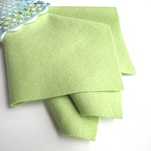 Light Green Felt, 100% Wool, Pastel Green Felt, Wool Applique, Toxin Free, Washable Bild 4