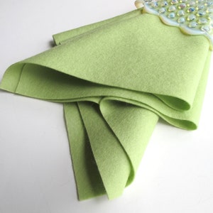 Light Green Felt, 100% Wool, Pastel Green Felt, Wool Applique, Toxin Free, Washable Bild 3