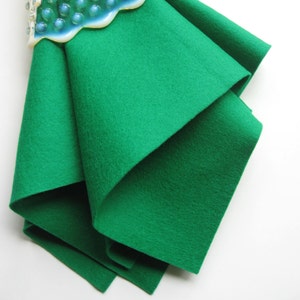Wool Felt, Emerald Green, 100% Merino Wool, Pure Merino Fiber, Felt Sheet, Large Felt Square, Dark Green Felt, Felted Wool, Certified Safe image 2
