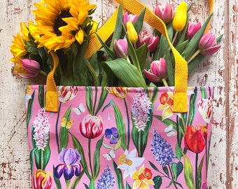 Tulip Field Tote bag