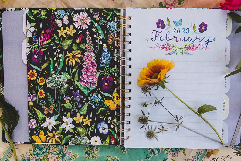 2023 Deluxe Hardcover Planner Katie Daisy Agenda Etsy