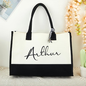 Personalized Bridesmaid Gift Bag with charm,Beach tote bag,Bachelorette Party Bag, Bridesmaid Proposal Gift,Beach Bag-Custom Burlap gift Bag