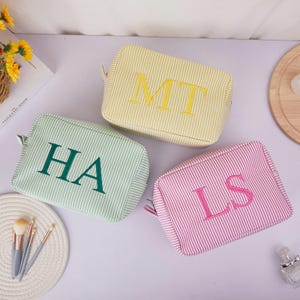 Embroidered Name Seersucker Makeup Bag, Makeup Bag,Bridesmaid Gift Bag,Cosmetic Bag,Bridal Shower Gift, Monogramed Makeup Bag