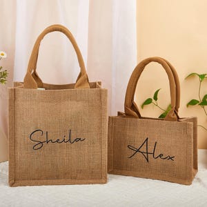 Personalised Burlap Tote, Personalized Tote Bag For Bridesmaid, Best Wedding Welcome Bag, Gift for Her Beach Jute Gift, Bridesmaid Gift Bags