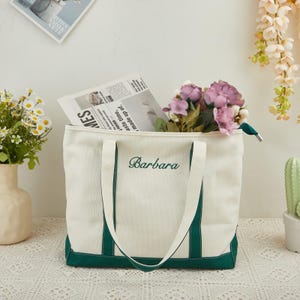 Personalisierte bestickte Brautjungfer Tragetaschen, individuell bestickte Handtaschen, Strand-Einkaufstaschen mit Buchstaben, Junggesellinnenabschiedsgeschenke