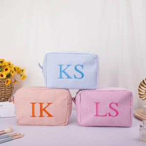 Borsa da toilette con monogramma, borsa per il trucco, regali per damigelle d&#39;onore, borsa per il trucco da viaggio personalizzata, borsa portaoggetti di grande capacità, regali per feste di matrimonio