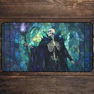 Tappetino da gioco MTG Scheletro Necrotico con Zone / Finto Vetro Colorato per Giochi di Carte Magiche, Tappetino da gioco TCG Accessori regalo MTG / Tappetino per mouse Dark Gothic