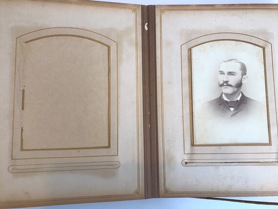 Antique Victorian Photograph Album Velvet Covers With 25 Cabinet