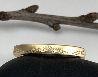 Narrow gold mountain ring, 14k YELLOW GOLD *3 mm wide x 1.5 mm thick* Solid 14k yellow gold dainty band, engraved mountains.