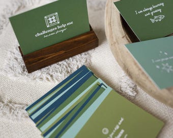 Mindful Affirmation Cards with Wooden Stand & Natural Bag, Set of 30 Positive Affirmations for Your Workspace, Desktop Quote Cards
