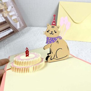 Jolie carte de voeux d'anniversaire chat faite main, carte de voeux pop-up 3D personnalisée chat, carte d'anniversaire pop-up chat miniature cadeau d'anniversaire pour elle