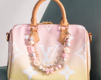 Chaîne de sac lune, noeud et fleur - breloque de sac à main en perles