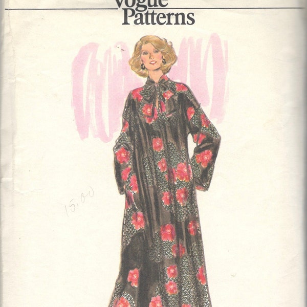 Vogue 9353 1970s Misses Very Loose Fitting Very Easy Caftan Pattern Pullover Tent Dress Womens Vintage Sewing Pattern Size 12 Bust 34