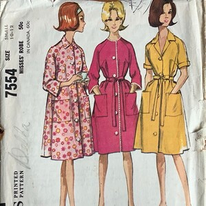 McCalls 7554 1960s Misses Robe Housecoat Dress Pattern Womens Vintage Sewing Pattern Size Small Bust 31 32
